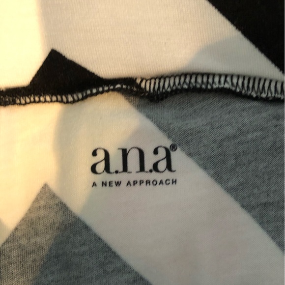 A.N.A. Women’s Black And White Chevron Maxi-Skirt, Size Medium - Picture 5 of 8